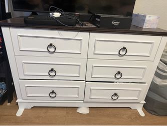 Farmhouse 6 Drawers Dresser