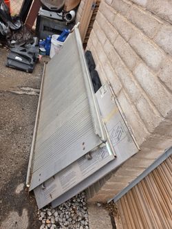 Aluminum truck ramp