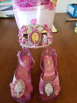 Aurora Disney Princess tiara and shoes