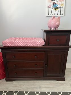 Pottery Barn Dresser And Baby Changer Includes Pad -Perfect Condition