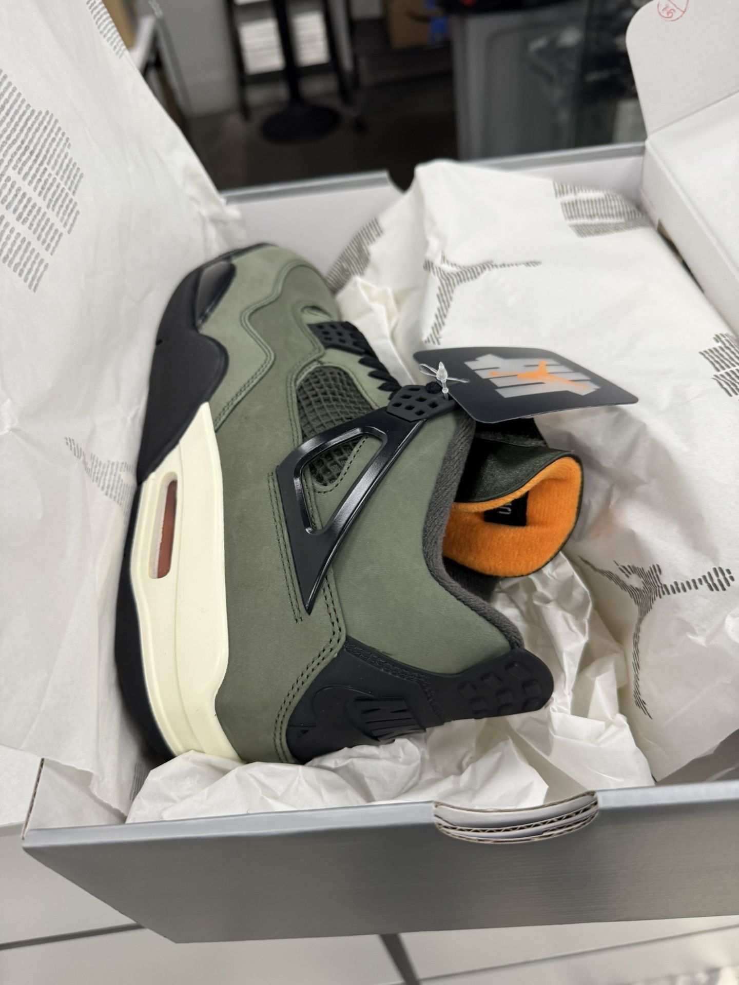 Undefeated Jordan 4