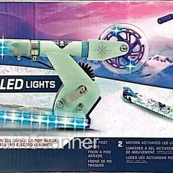 Frozen theme Light Up Scooter