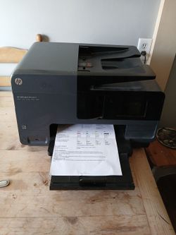 HP 8610. ALL IN ONE, LIKE NEW RETAIL 1000