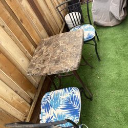 Outdoor Table and Chairs