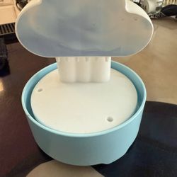 Indoor water fountain