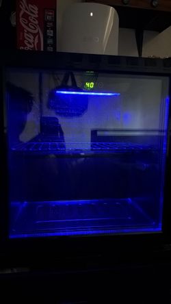 Mini fridge