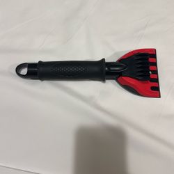 Heavy Duty Auto Windshield Ice Scraper - New!