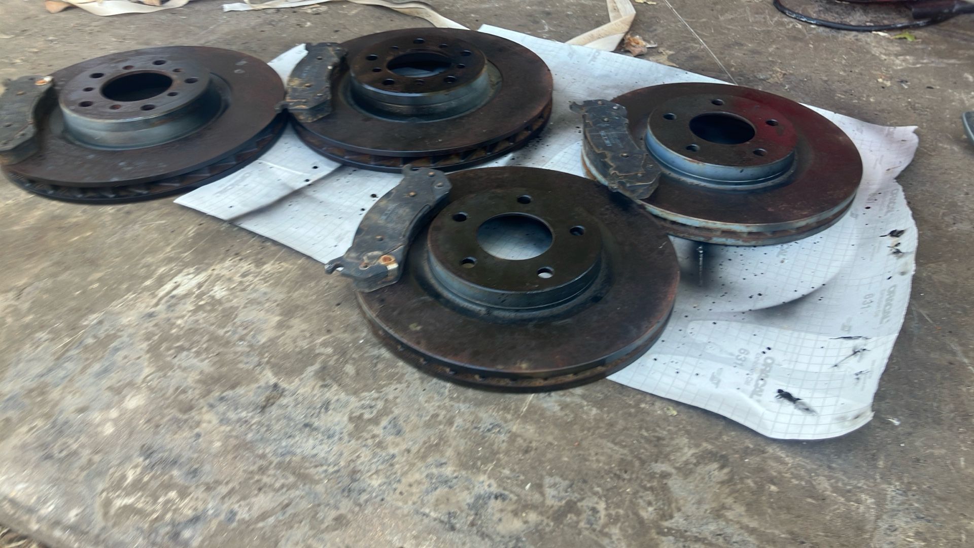 BMW M3 E46 Brake Rotors And Pads Front Is Oem New Back Is 80% Oem