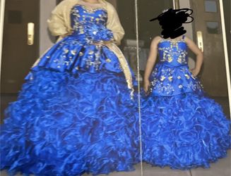 Tengo Estos Vestidos De 15 Años I Uno Para Niña De 8 Años Ase Falta Labados Los Grandes El Chikito Esta Limpio Asecto Oh Fertas Por Cada Uno