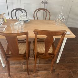 Table & 4 Chairs