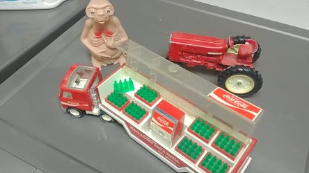 Vintage toy lot of 3 coke-cola, E.T., tractor