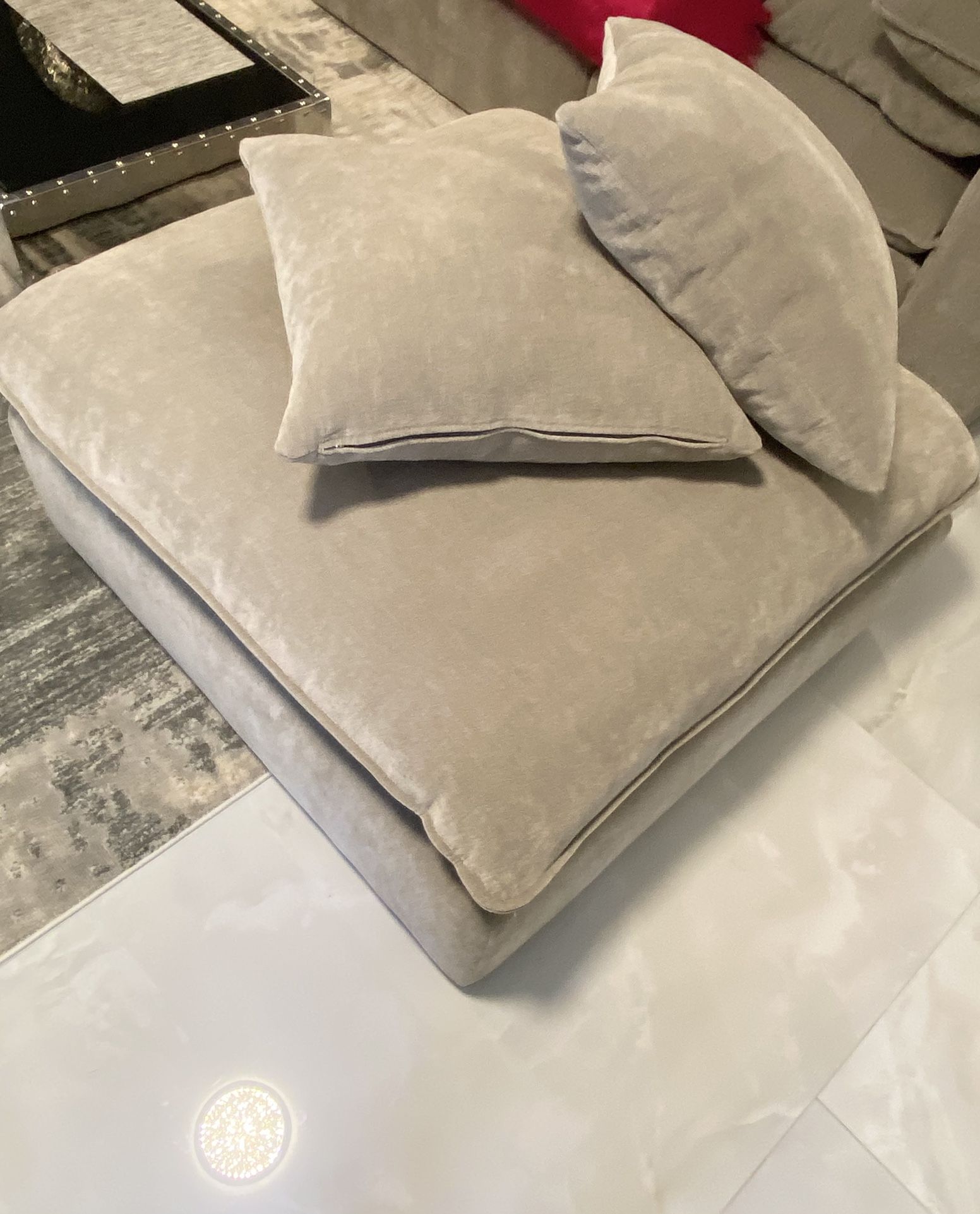 OVERSIZED OTTOMAN 45”•45” and two pillows