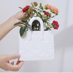 Ceramic Vase White Flower Vase (Handmade) Purse Ceramic Vases for Flowers Cute Clover Vases for Decor Makeup Brush Holder Organizer&Pen Holder