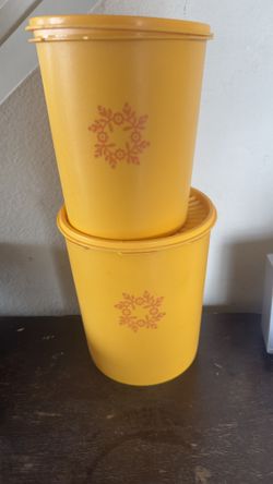 Tupperware Set of 2 Vintage Harvest Gold Canisters and Servalier Lids
