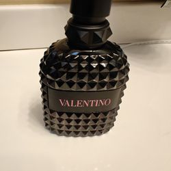 Valentino Walmart Born In Roma Intense Men's Cologne Fragrance. 