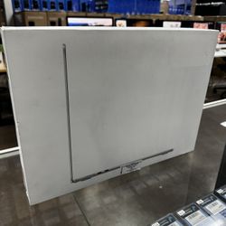 Apple MacBook Air 15” M4 (24GB RAM, 1TB SSD, 2025) 