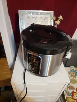 Aroma Digital Rice Cooker