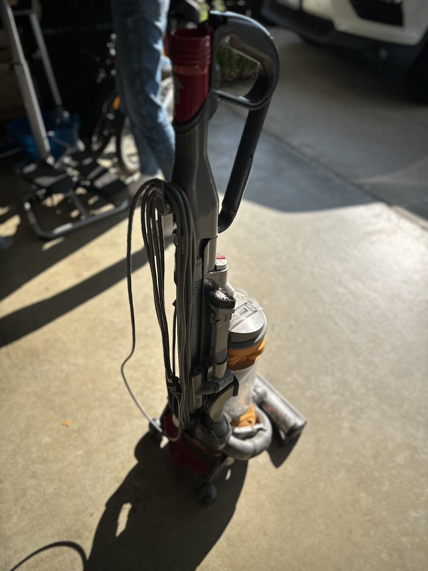 Used Dyson DC25 Vacuum For Sale!