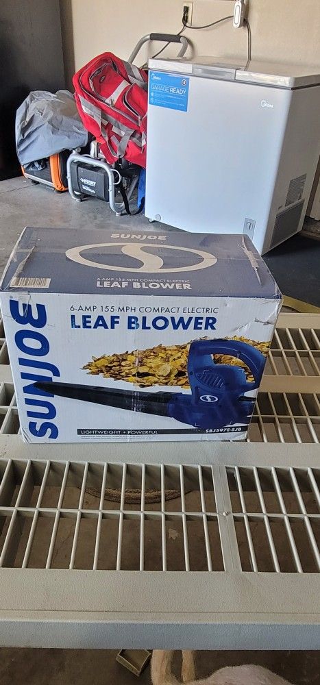 Leaf Blower