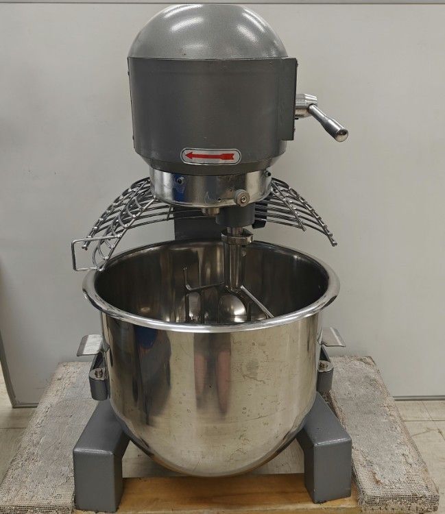 Planetary Mixer. 3-speed. 30 Liters. 2HP. (1.8kw) Commercial. 110v.  Brand New