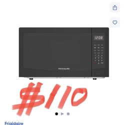 Frigidaire 1.1-cu ft 1500 -Watt Countertop Convection Microwave (Black)