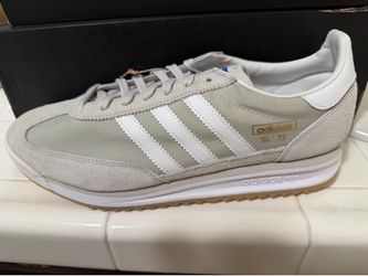 New adidas 10.5 $60