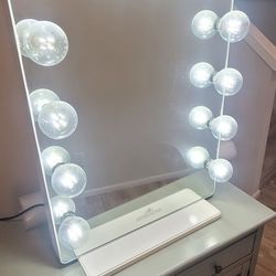 Impressions Dimmable Vanity Mirror
