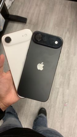 iPhone 17 air 256 UNLOCKED