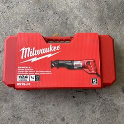 Milwaukee Saw