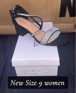 Top Moda Darcie-36 Block Heel Sandals Size 9