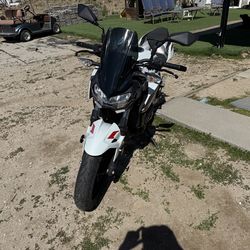 2022 Kawasaki Z400 Low Miles