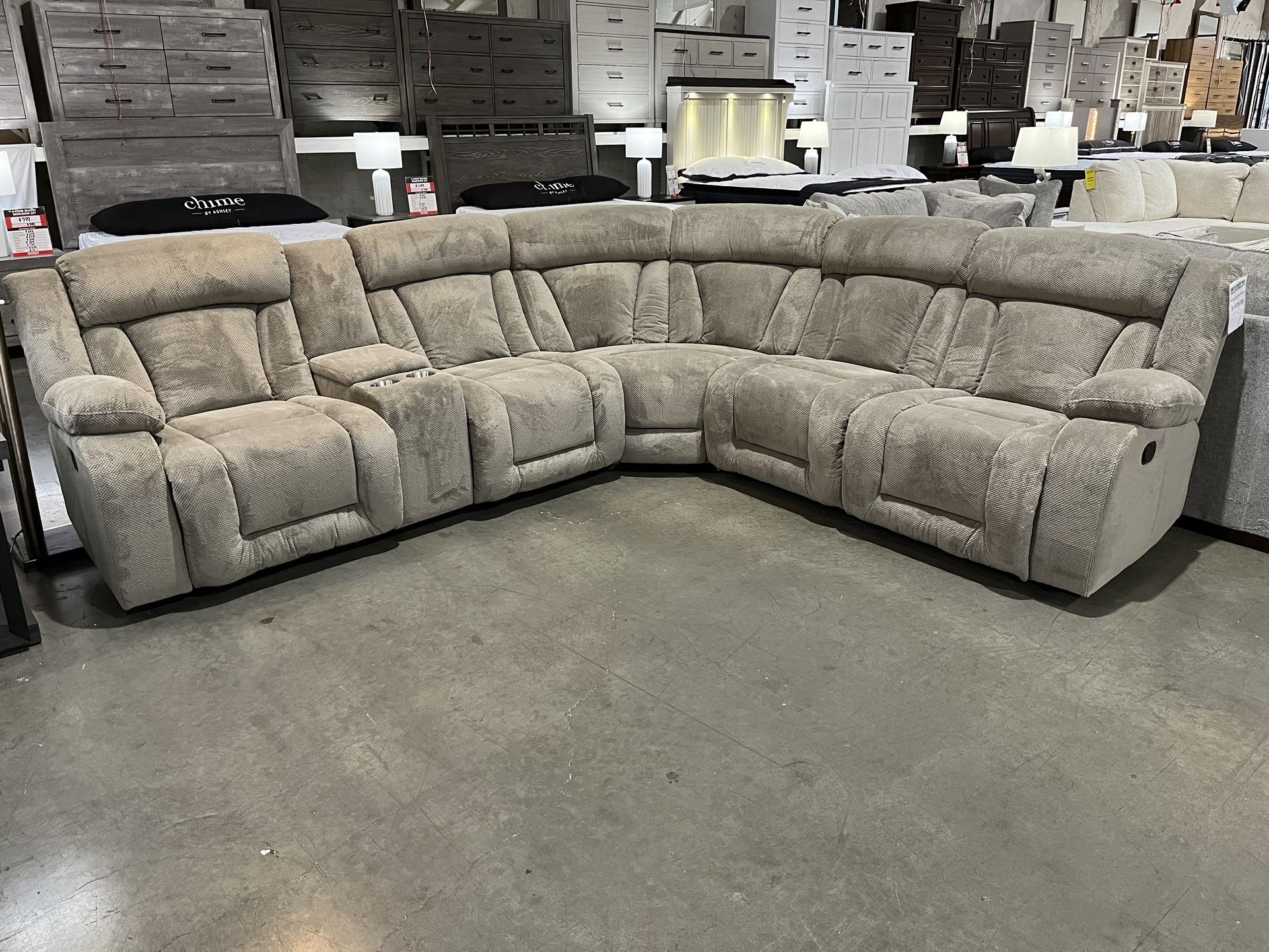 Reclining Sectional 