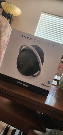 Harman Kardon Onyx Studio 8 Bluetooth Speaker