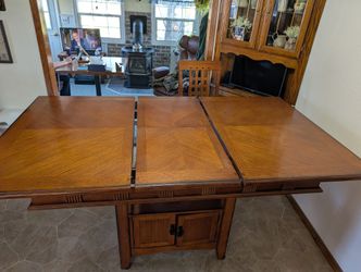Counter Height Table And Chairs
