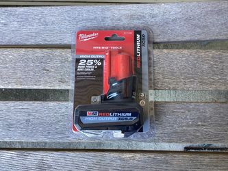 Milwaukee M12 Lithium-Ion HIGH OUTPUT XC5.0 Battery .   Brand NEW.