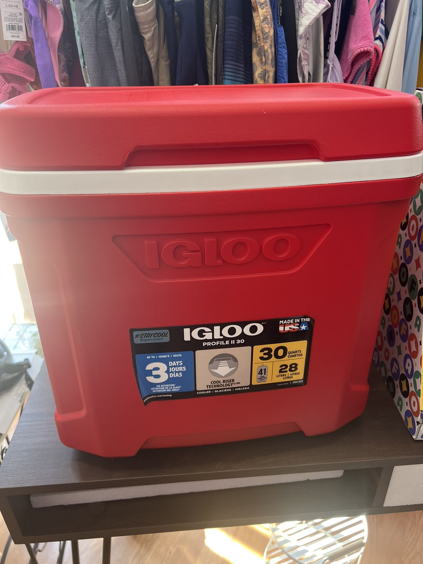 IGLOO COOLER NEW