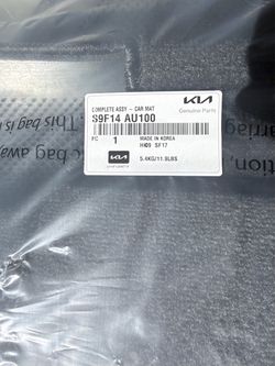 Kia telluride original and new floor mats