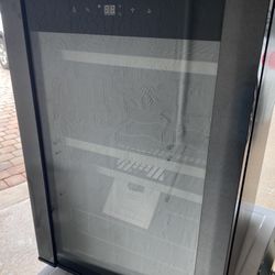Wine And Beverage Center Refrigerator 
