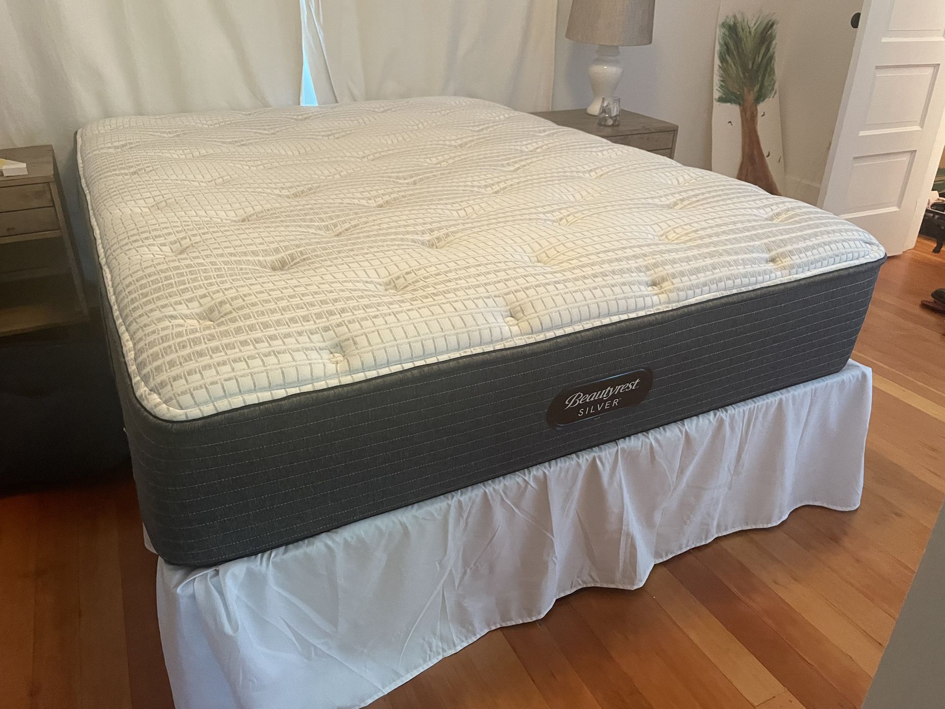 Beauty Rest silver Mattress And platform