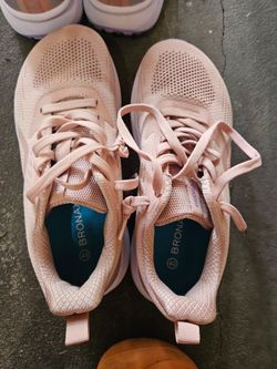 Bronax shoes