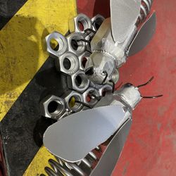 Custom Welded Metal Bees