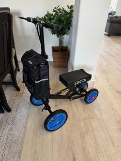 Knee scooter / all terrain knee walker adjustable and foldable / Brand new