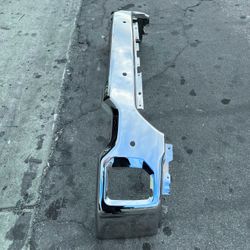 GMC Sierra 2500 / 3500 Front Bumper OEM 2020 2021 2022 2023 (sensor holes)