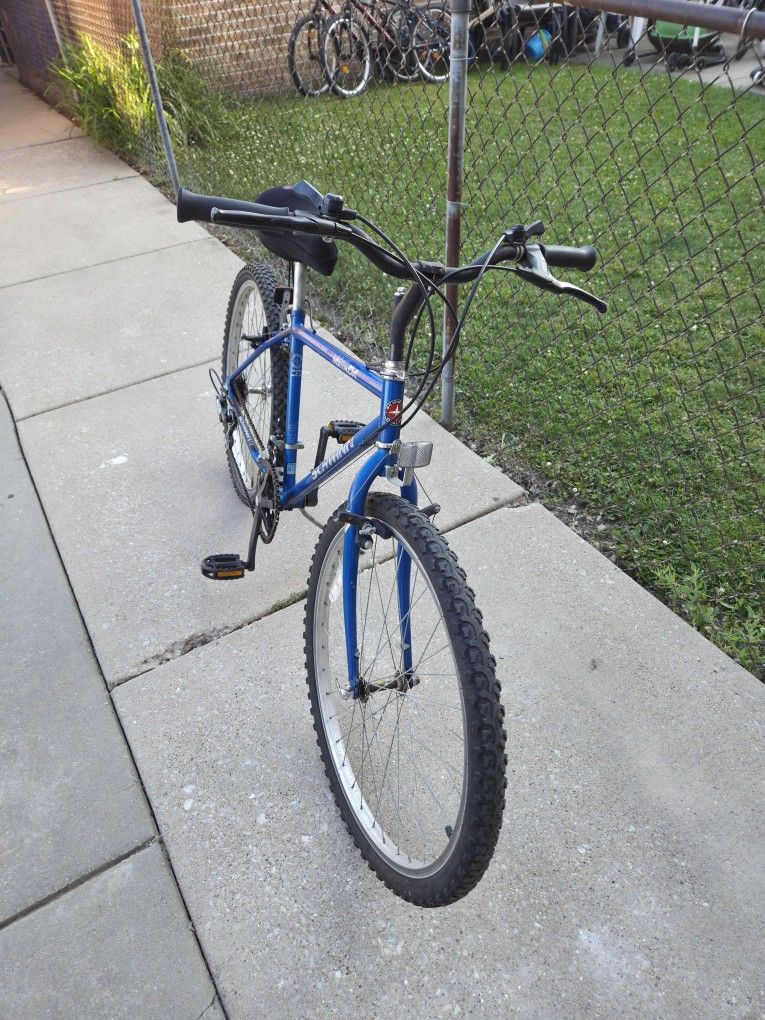 Shwinn 26" Bike in Good Condition