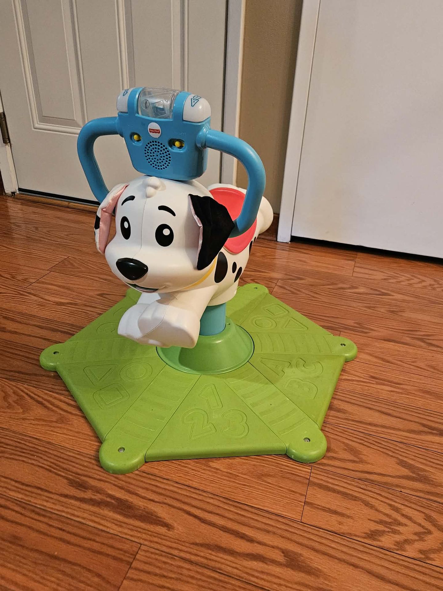 Toddler bounce and spin puppy