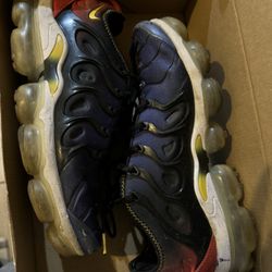 Nike Air Vapor Max Size 9