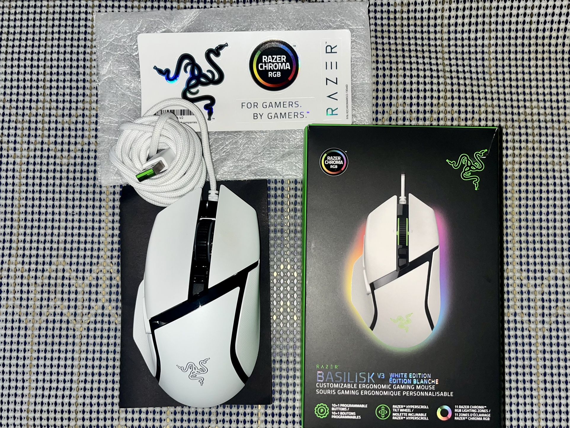 Razer Basilisk Mouse (White Edition)