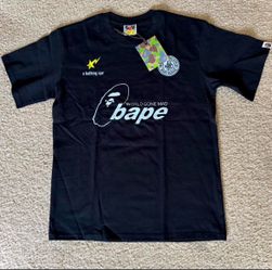 BAPE WORLD GONE MAD T-SHIRT MEDIUM