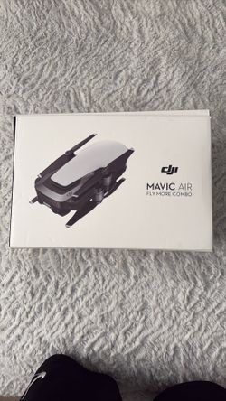 DJI Mavic Air Fly More Combo ( Excellent Condition)