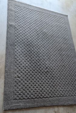 Area Rug 5'x7' Dark Grey